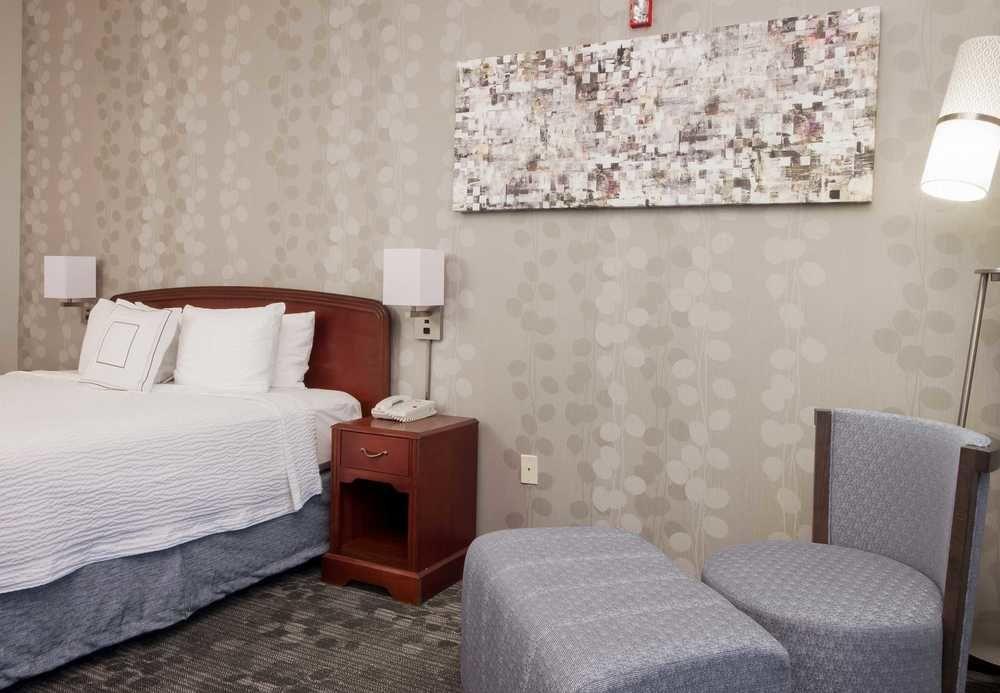 Courtyard By Marriott Palmdale Hotel Ngoại thất bức ảnh