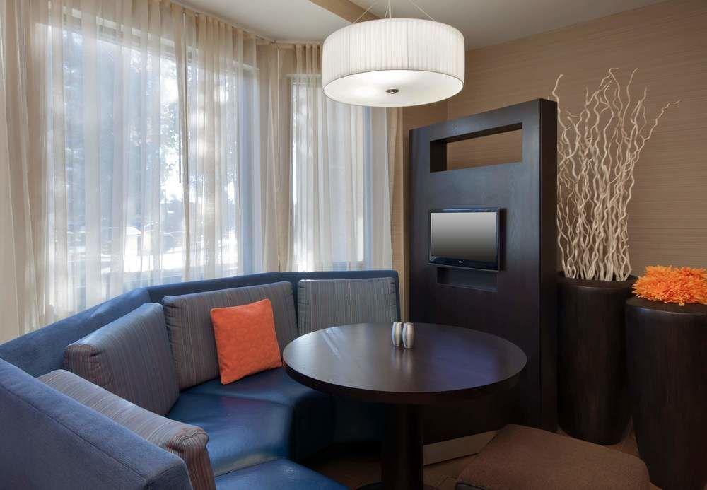 Courtyard By Marriott Palmdale Hotel Ngoại thất bức ảnh