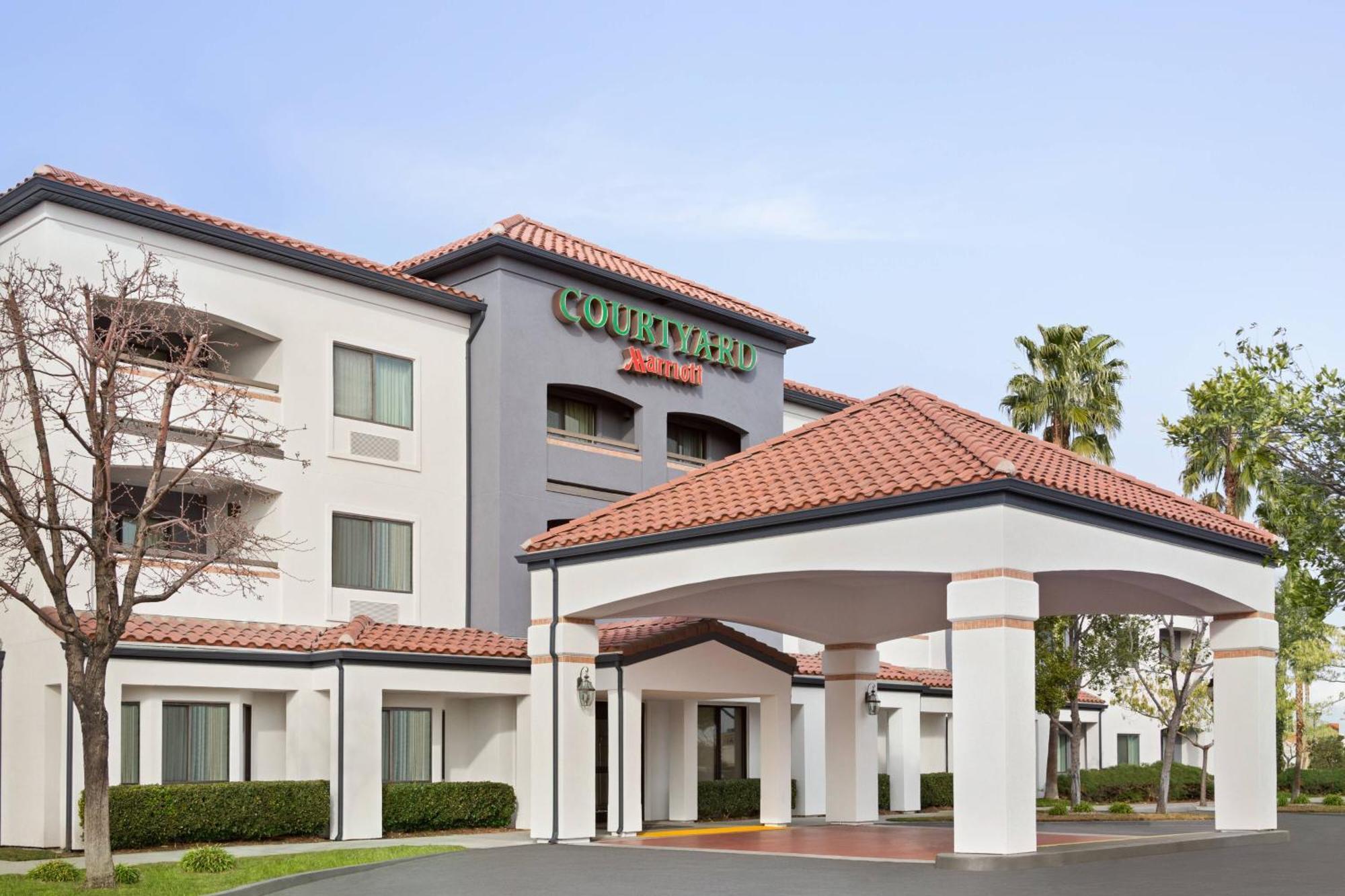Courtyard By Marriott Palmdale Hotel Ngoại thất bức ảnh