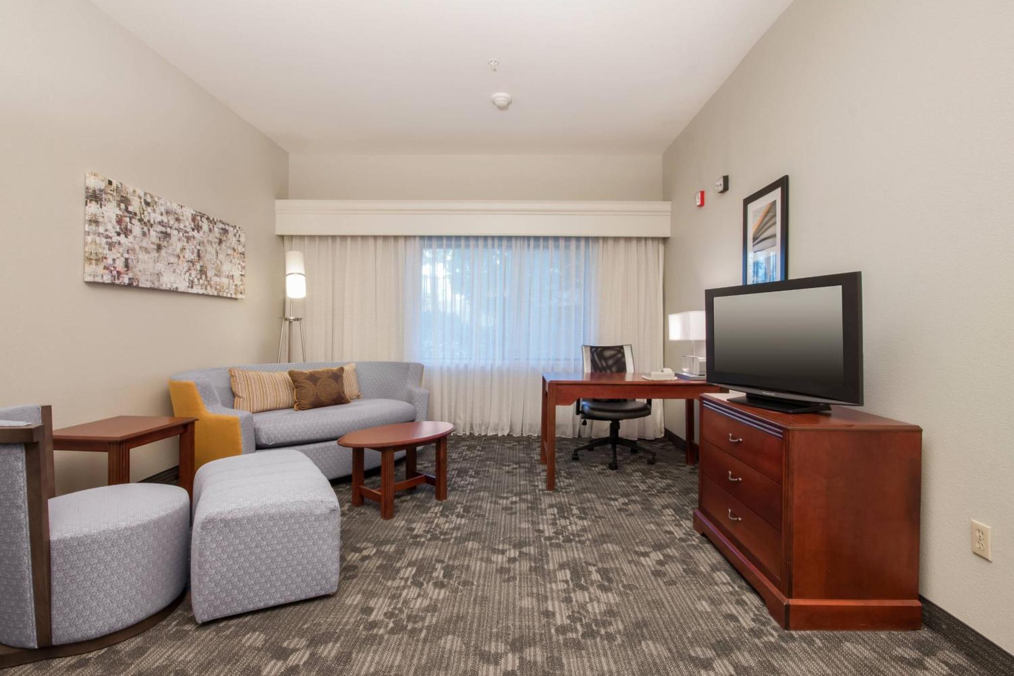 Courtyard By Marriott Palmdale Hotel Ngoại thất bức ảnh