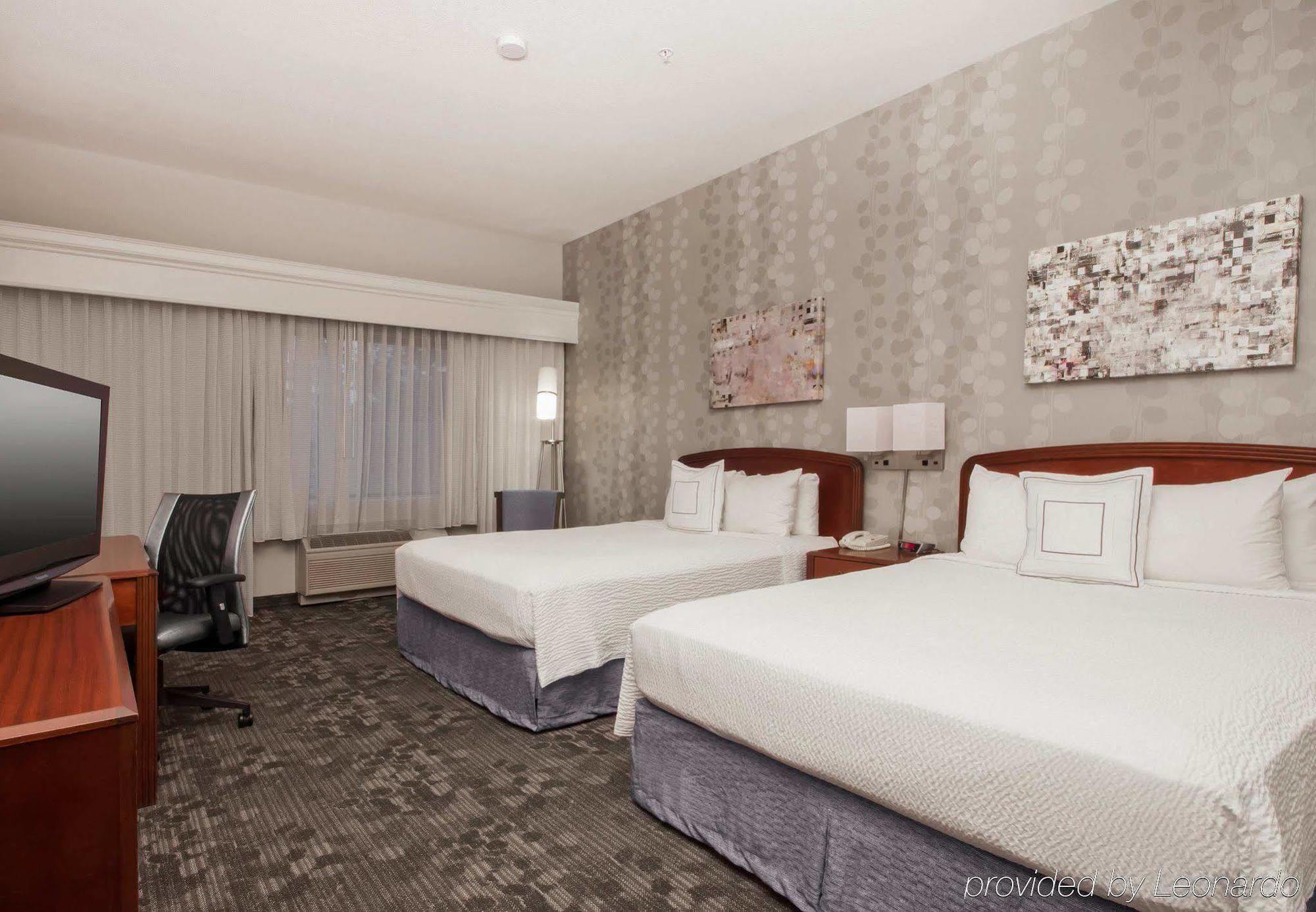 Courtyard By Marriott Palmdale Hotel Ngoại thất bức ảnh